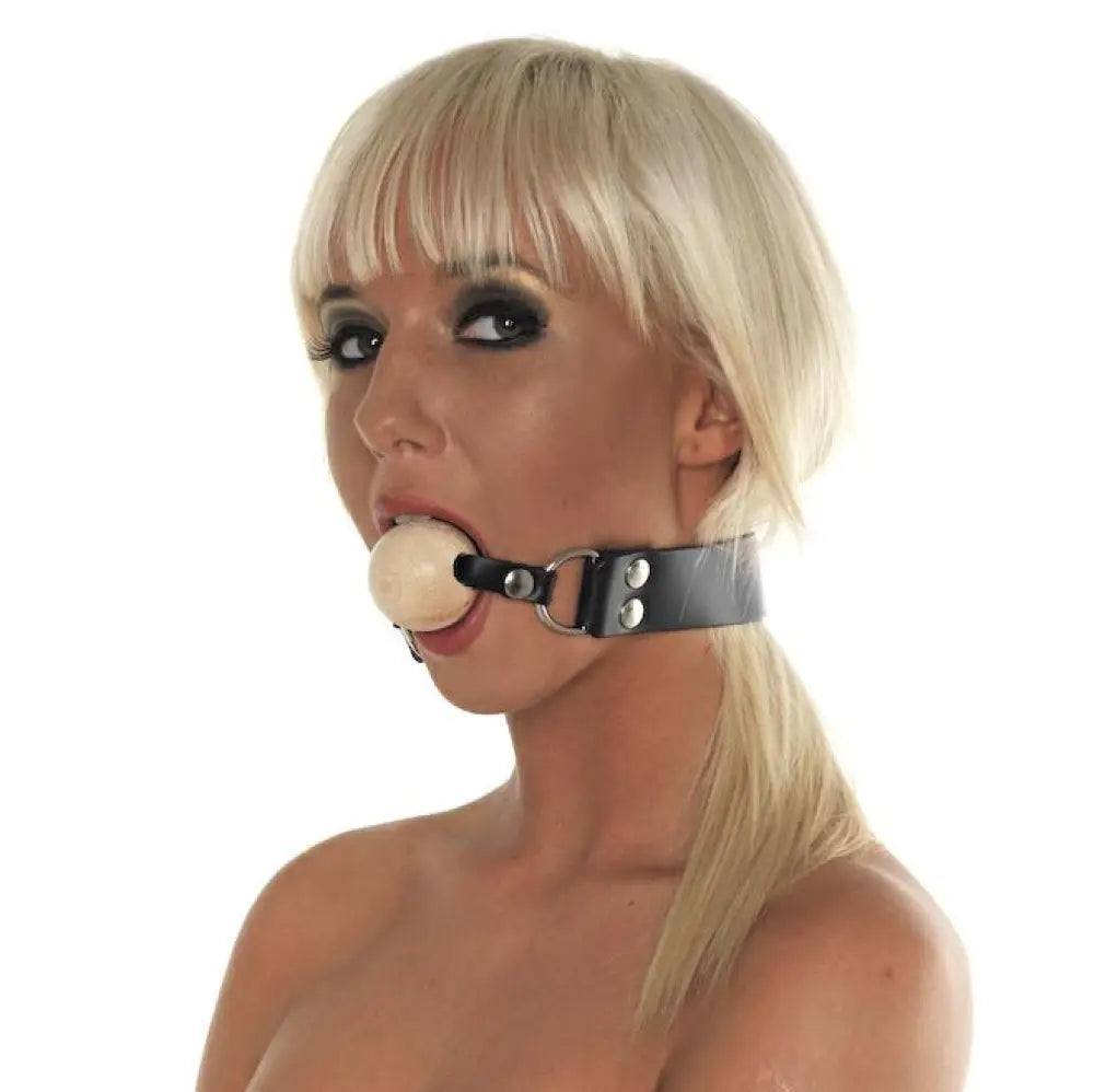 Rimba leather gag with wooden ball and buckles - peaches and screams
