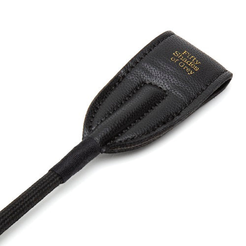 fifty-shades-of-grey-bound-to-you-riding-crop-2