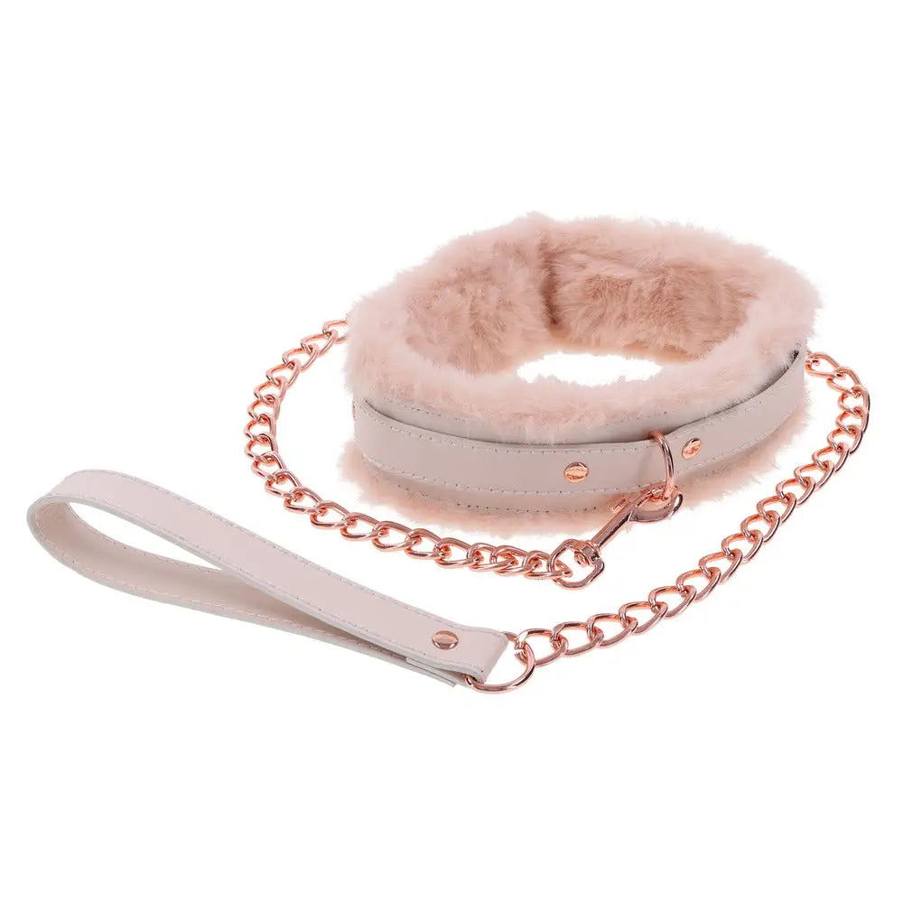 Sex and Mischief Fur Collar and Leash - Peaches and Screams