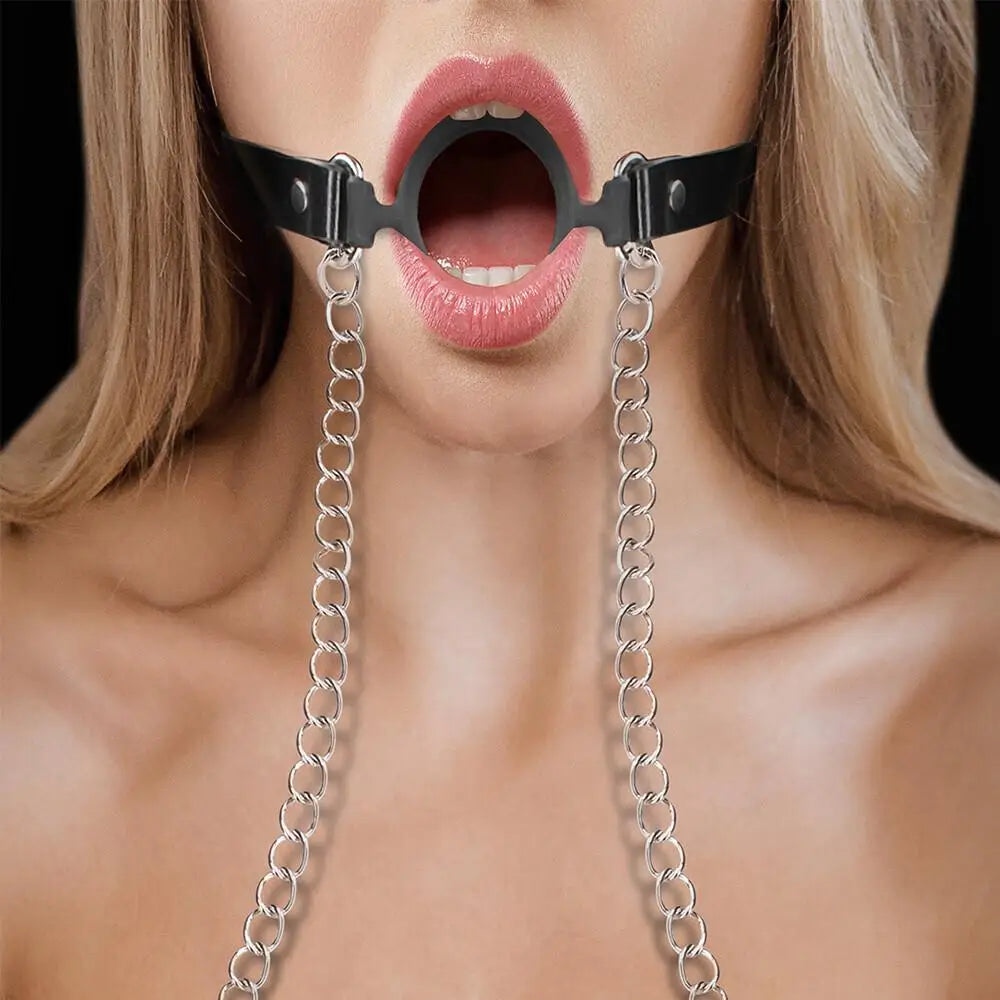 Shots silicone black o-ring bondage gag and nipple clamps - peaches and screams