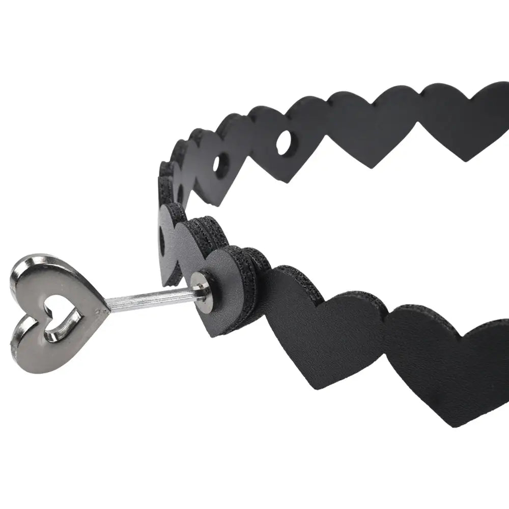 Sportsheets sex and mischief heart day collar - peaches and screams